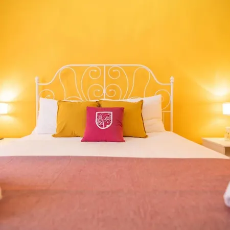 Lh Casa Dora Vendégház *