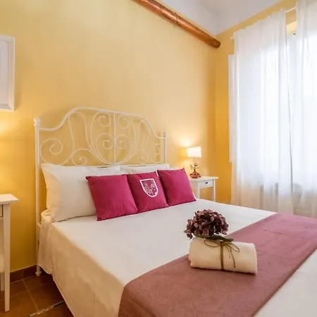 Lh Casa Dora * Pisa