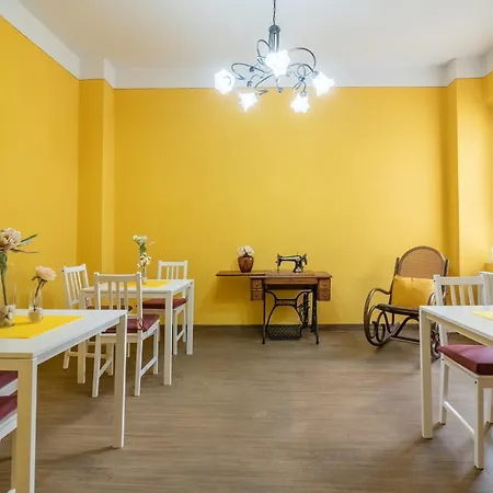 Lh Casa Dora Guest house *