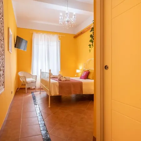 Guest house Lh Casa Dora *