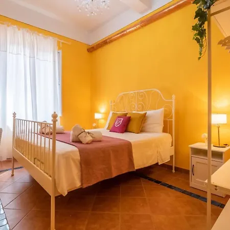 Lh Casa Dora *
